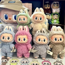 Іграшка-брелок Labubu, покоління 2, 17см, Рандом